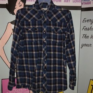 Wind river large men’s flannel shirt Large